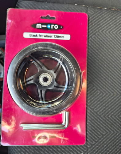 Micro black fat wheel - black, 120mm